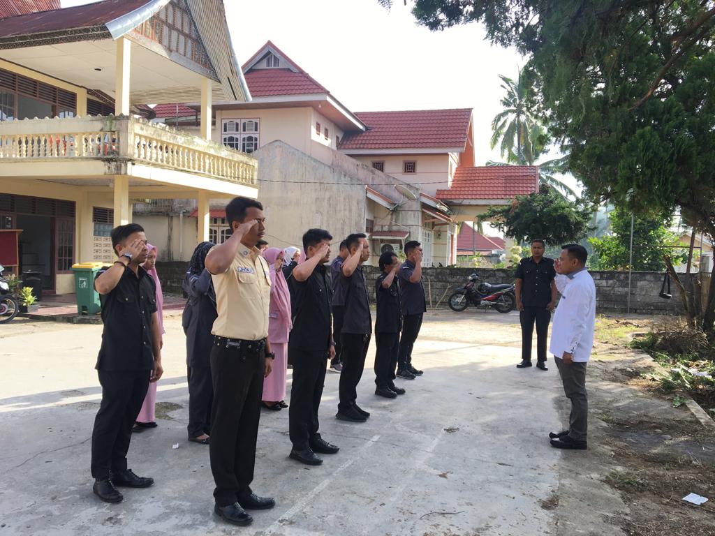 Bawaslu Kota Payakumbuh apel Perdana di Kantor Baru Setelah sebelumnya pindah kantor 