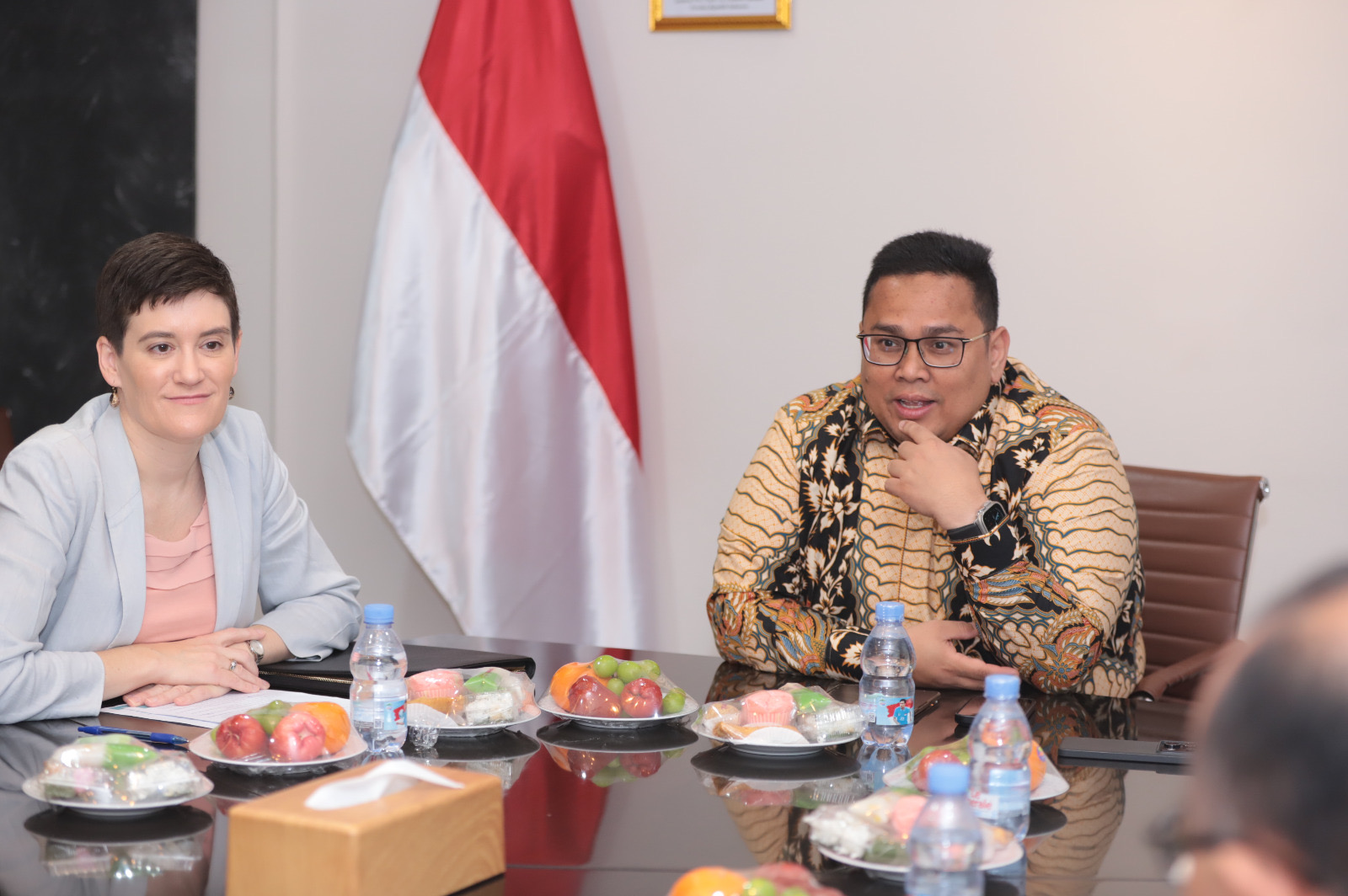 Ketua Bawaslu Rahmat Bagja menerima audiensi Kedutaan Besar (Kedubes) Australia di Gedung Bawaslu, Jakarta pada Rabu (2/7/2025)/Foto: Publikasi dan Pemberitaan Bawaslu
