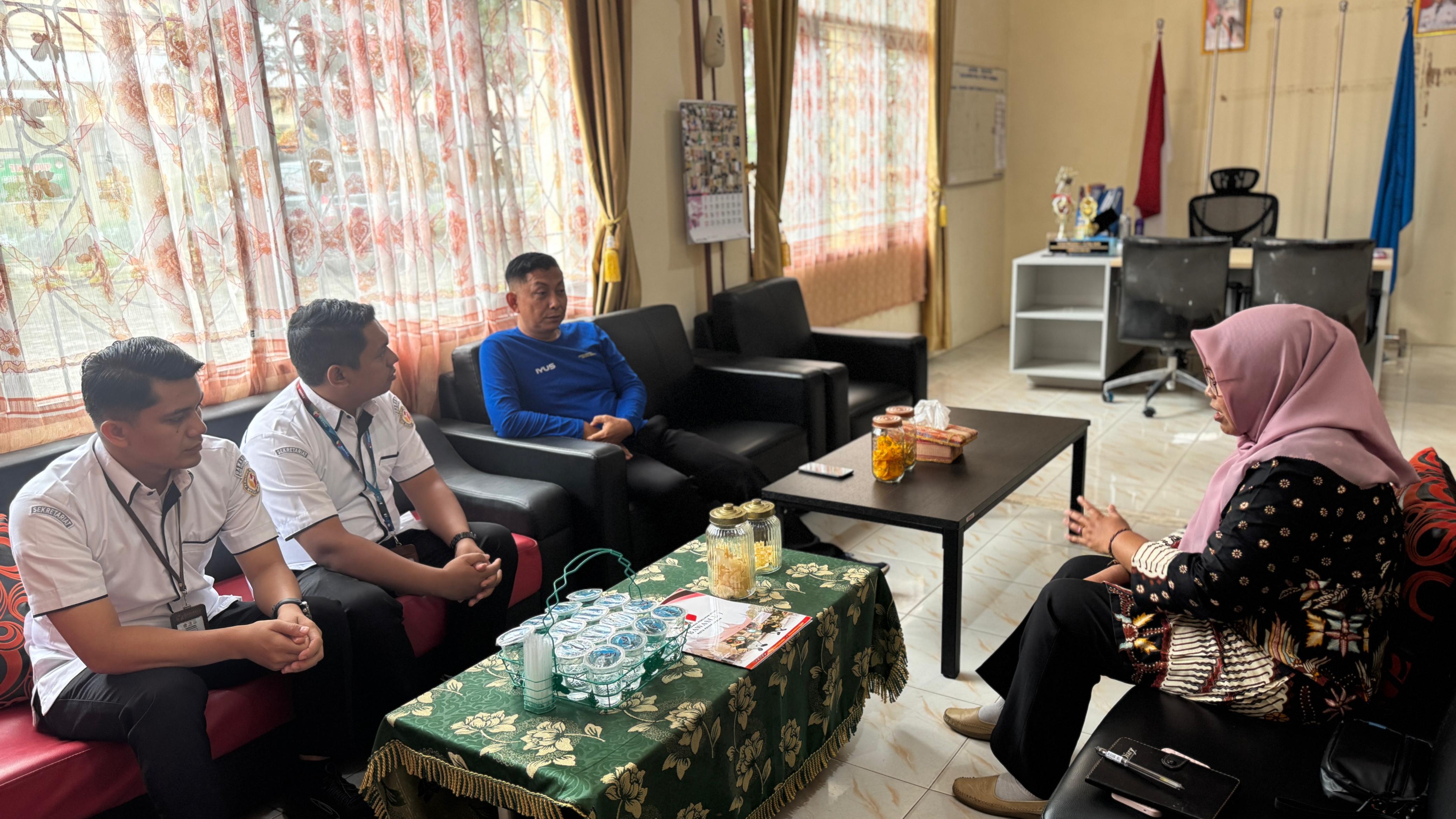 Anggota Bawaslu Kota Payakumbuh Ade Jumiarti Marlia melaksanakan Koordinasi Antar Lembaga dengan CABDIN Wilayah IV, Payakumbuh 11 Februari 2026