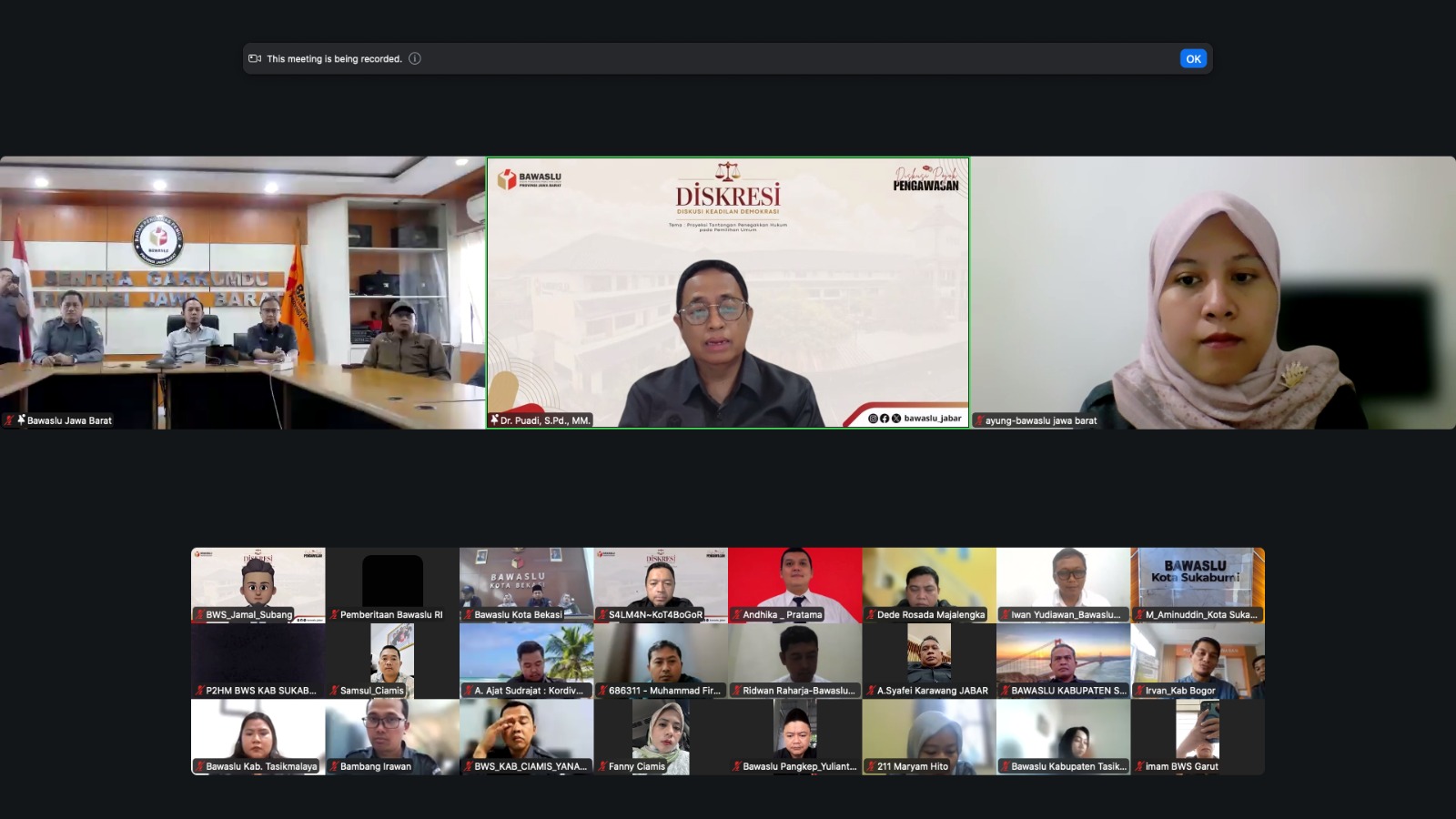 Anggota Bawaslu Puadi saat menyampaikan arahannya dalam Diskusi Keadilan Demokrasi yang digelar Bawaslu Provinsi Jawa Barat via daring, Senin, (23/2/2026).