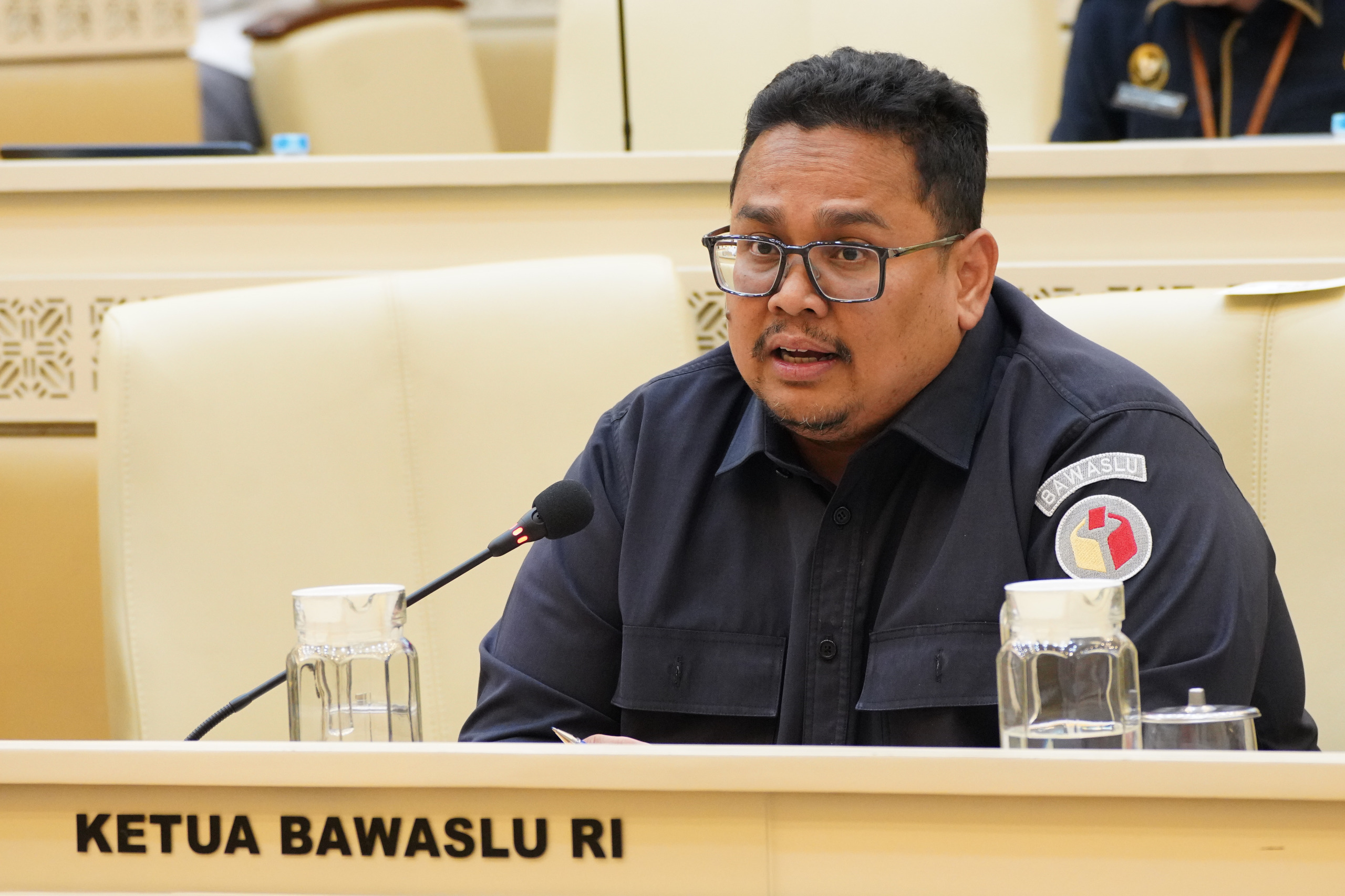 Ketua Bawaslu Rahmat Bagja dalam Rapat Dengar Pendapat (RDP) bersama Bawaslu, KPU, dan DKPP di Gedung DPR, Senin (30/3/2026).