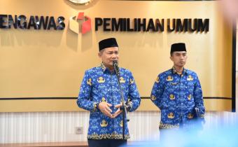 Sekretaris Jenderal Bawaslu Ichsan Fuady saat memberikan arahan kepada 146 pejabat terlantik secara hybrid, Jakarta, Jumat (13/6/2025)/Foto: Publikasi dan Pemberitaan Bawaslu