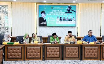 Ketua Bawaslu Rahmat Bagja dalam Diskusi Publik Fraksi PKB bertema Proyeksi Desain Pemilu Pasca Putusan MK, di Ruang BAKN, Gedung Nusantara II DPR RI, Jakarta, Jumat (4/7/2025).