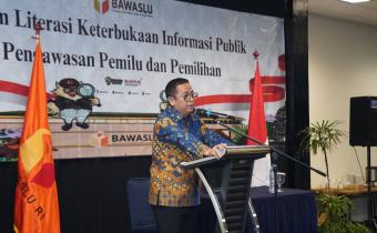 Anggota Bawaslu Puadi dalam Forum Literasi Keterbukaan Informasi Pengawasan Pemilu dan Pemilihan di Makasar, Rabu (13/8/2025)/Foto: Publikasi dan Pemberitaan Bawaslu
