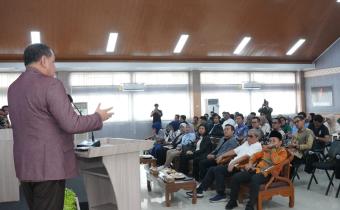 Diskusi tata kelola organisasi pengawas pemilu di Universitas Lampung, Selasa (16/9/2025).