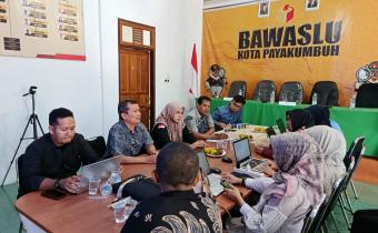 Badan Pengawas Pemilihan Umum (Bawaslu) Kota Payakumbuh mengikuti Sosialisasi Monev Keuangan oleh Bawaslu Provinsi Sumatera Barat