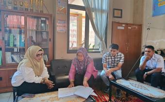 Badan Pengawas Pemilihan Umum Kota Payakumbuh melaksanakan Perjanjian Kerjasama dengan Sekolah Menengah Pertama (SMA) di Kota Payakumbuh.